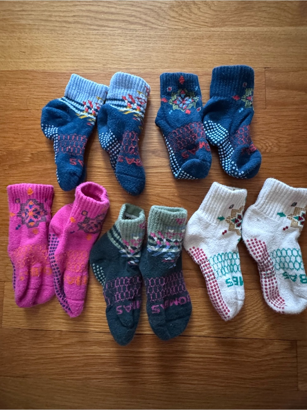 5 pairs toddlerBombas Kids Floral Non-Slip Crew Socks — Blue, Pink, White,Green